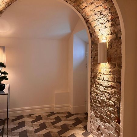 Luxurious 2 Bedroom Apartment With Sea View In Monkstown Blackrock  Exteriör bild