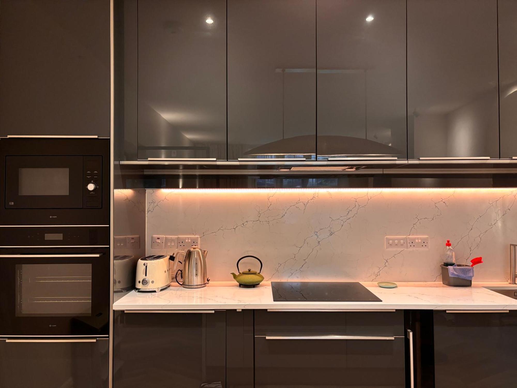 Luxurious 2 Bedroom Apartment With Sea View In Monkstown Blackrock  Exteriör bild