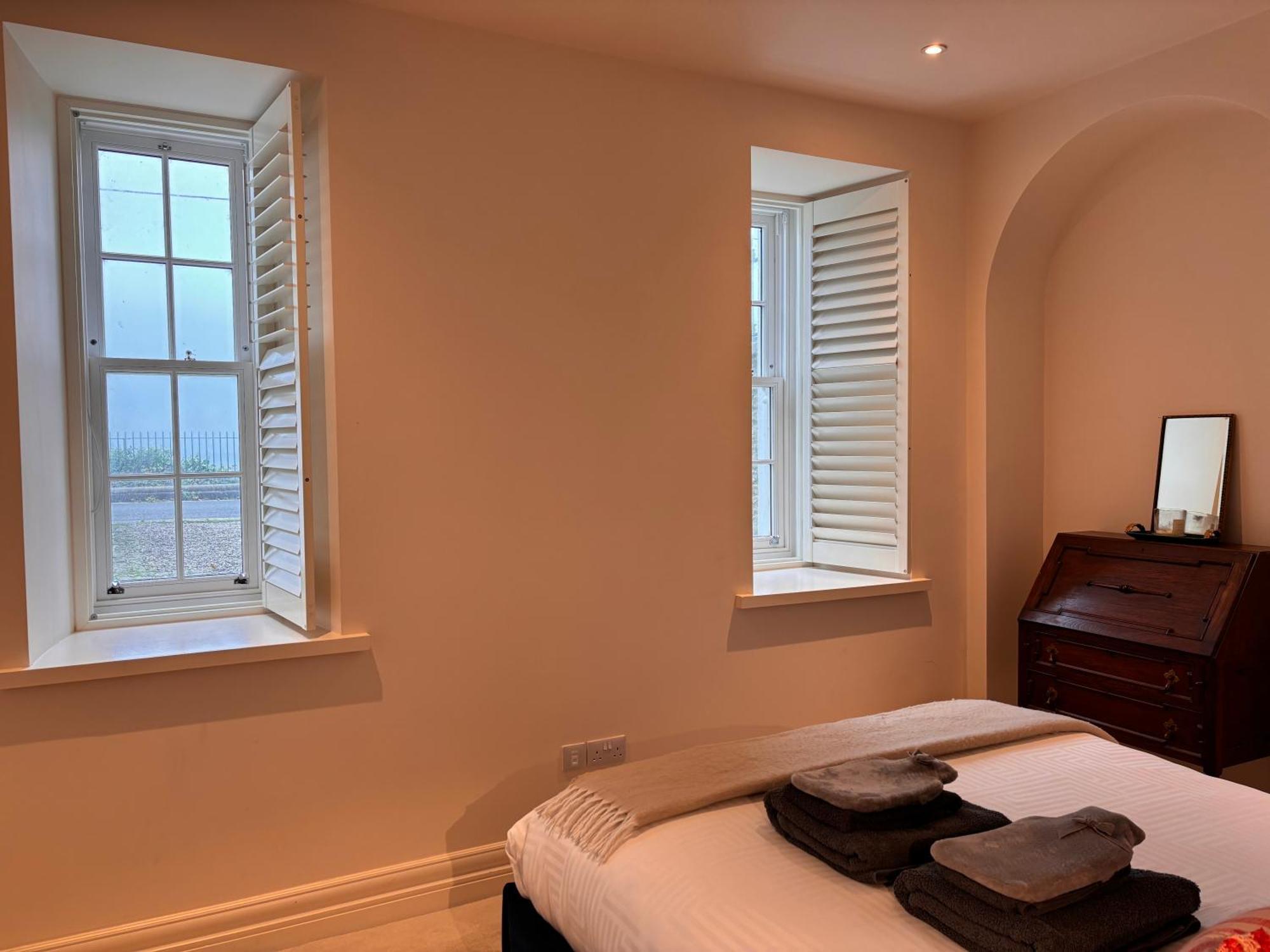 Luxurious 2 Bedroom Apartment With Sea View In Monkstown Blackrock  Exteriör bild